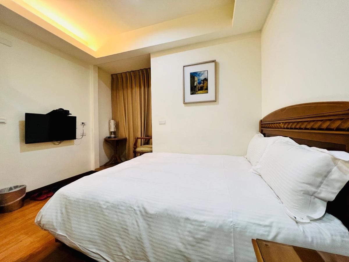 Mucha Boutique Hotel Yilan Esterno foto