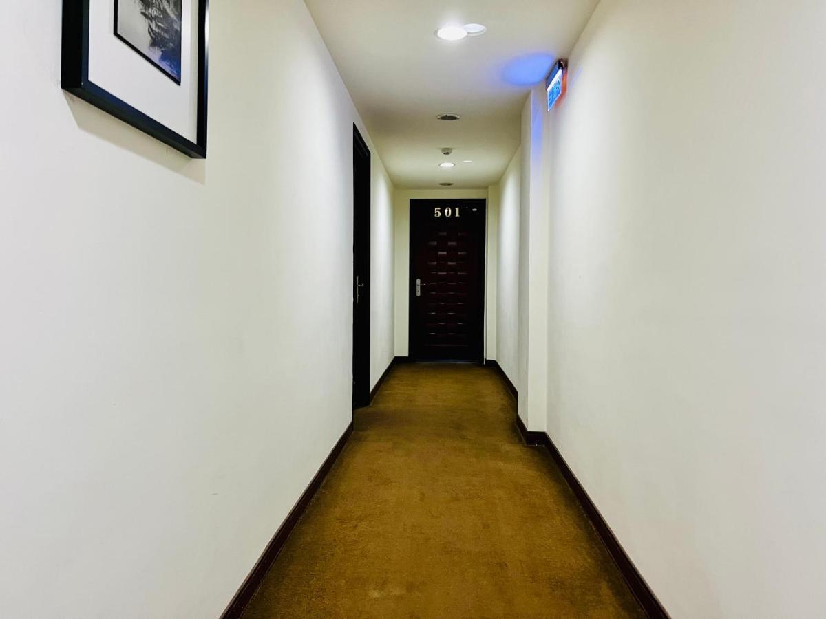 Mucha Boutique Hotel Yilan Esterno foto