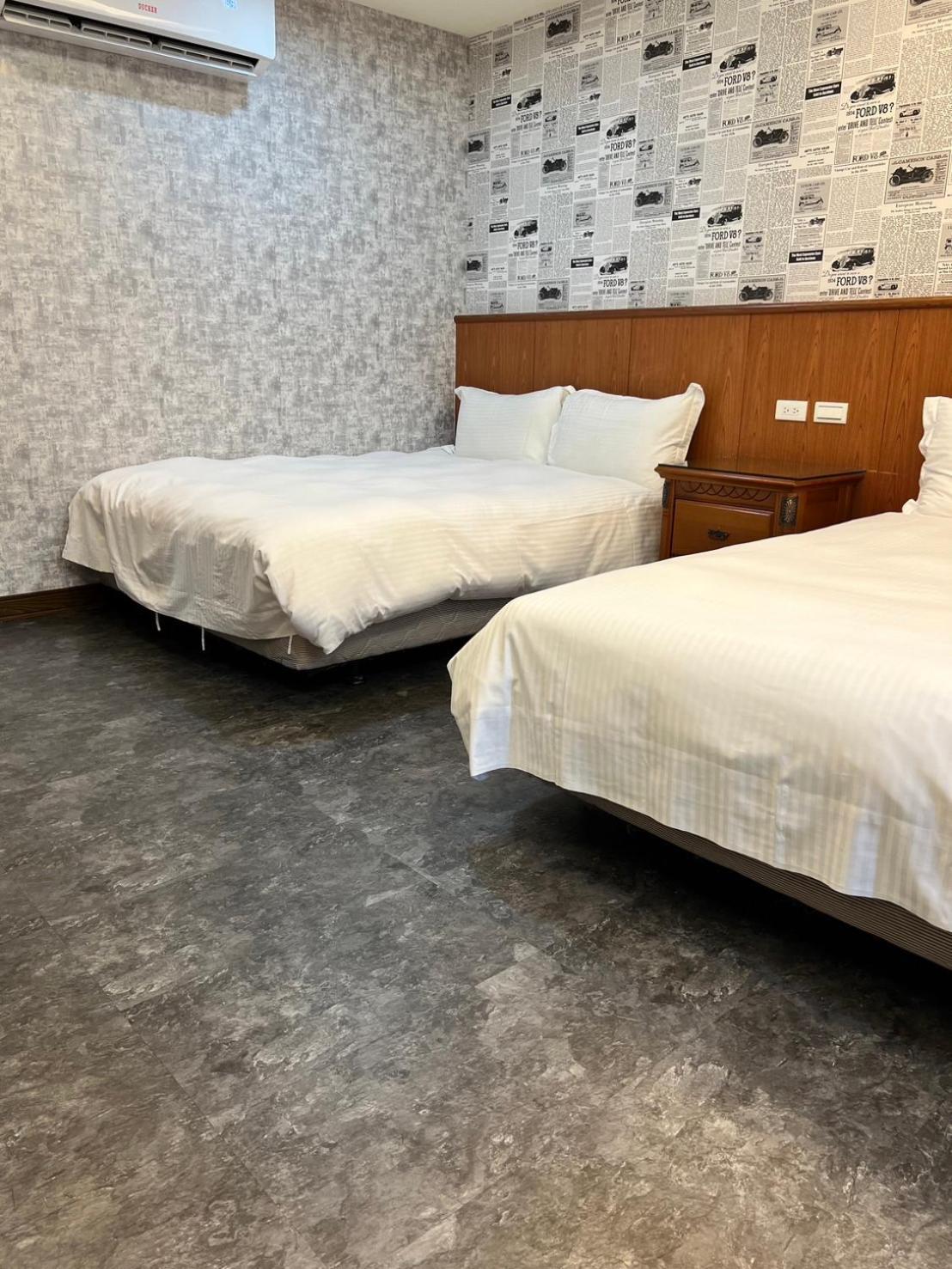 Mucha Boutique Hotel Yilan Esterno foto