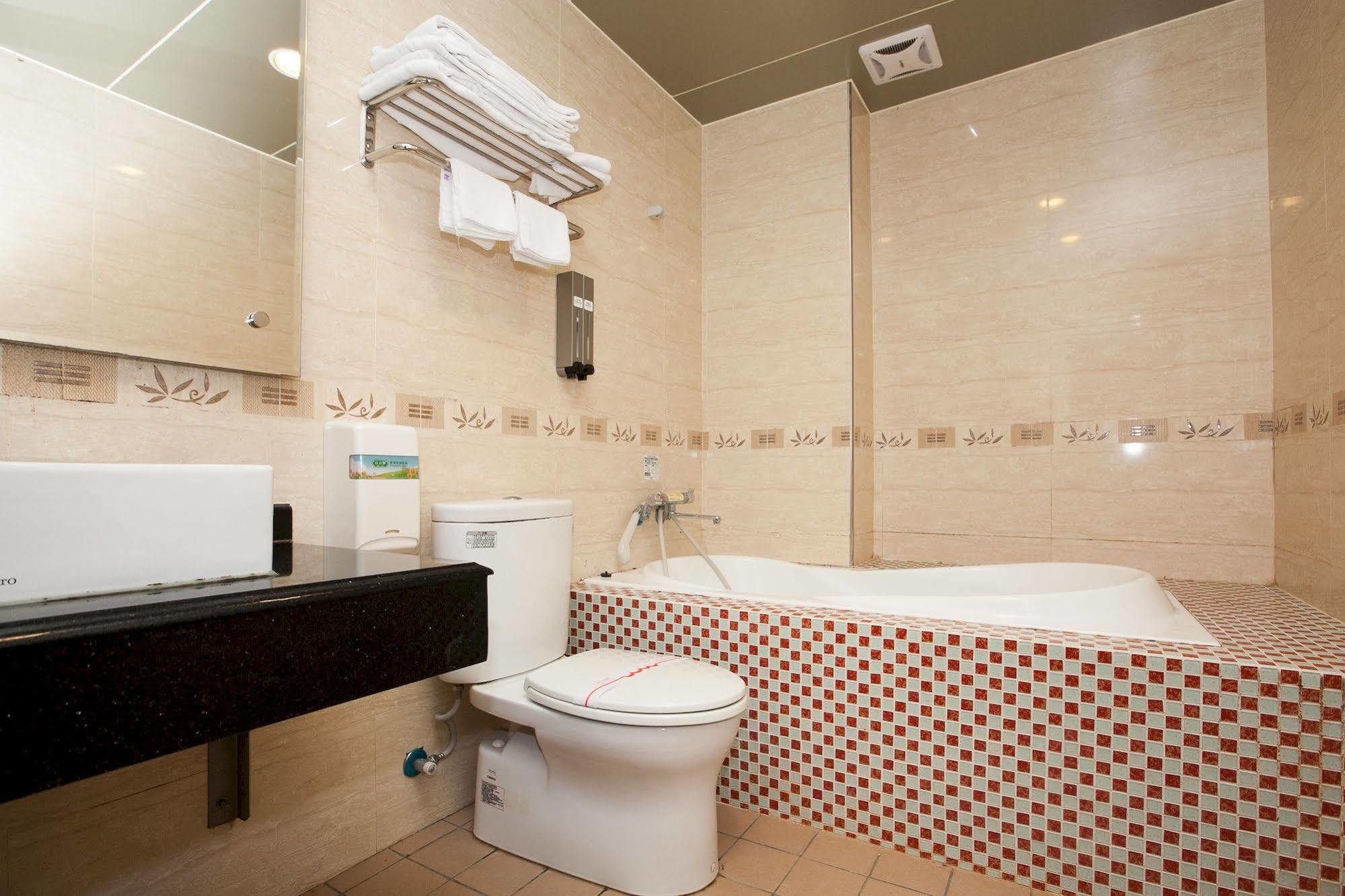 Mucha Boutique Hotel Yilan Esterno foto