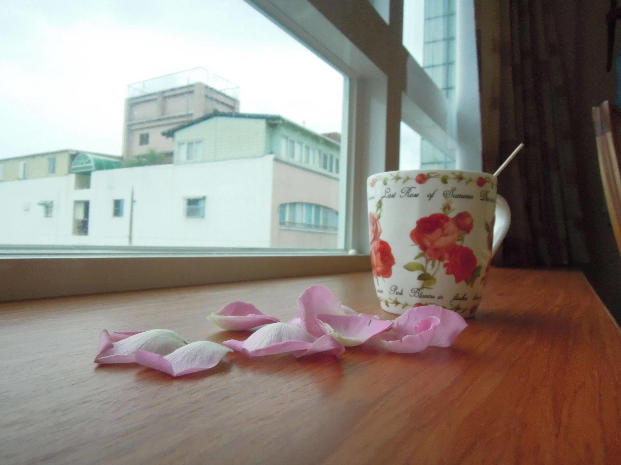 Mucha Boutique Hotel Yilan Esterno foto